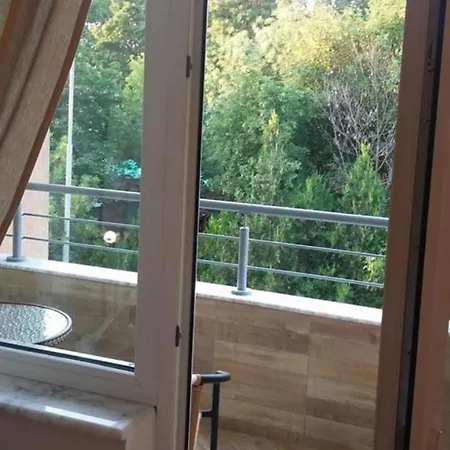 Park View 2 *